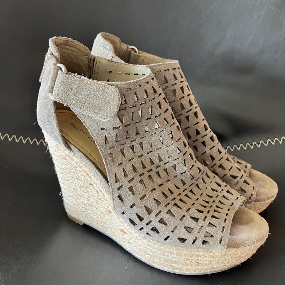 Marc Fisher Wedges Womens 6.5